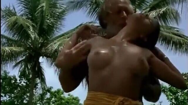 Demetra Hampton Cinzia Monreale обнаженная в Kreola - xsober