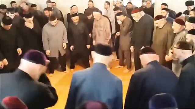 Обнаженное тело и мастурбация Sarah Hyland, подборка