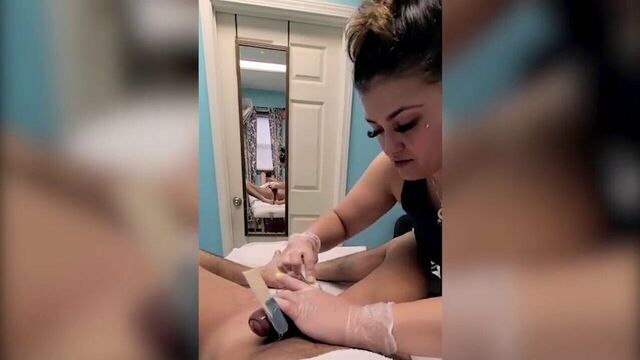 Опыт мужского бразильского воска