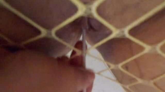 Рыжая трахается с вишневым леденцом на палочке