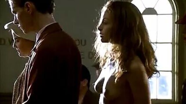 Ashely Judd и обнаженная сцена Mira Sorvino в Norma Jean