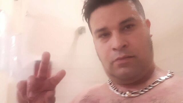 Получила бесконечность с татуировкой в виде синего дракона