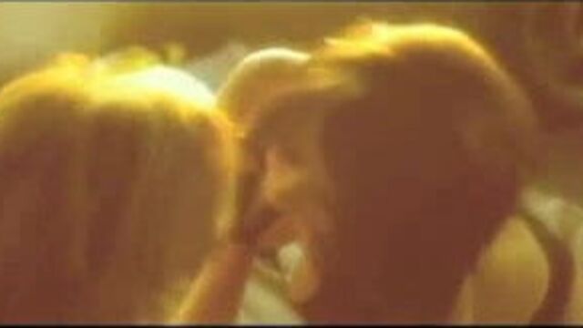 Saving Saving - подсевшая (без цензуры)