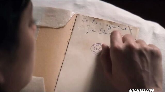 Marion Cotillard из страны Луны