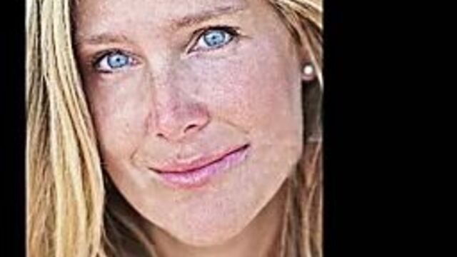 Жена идет со мной в грязную глорихол - история любви