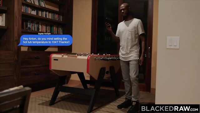 Blackedraw - грудастая милфа-блондинка обожает глубокий заглот огромного большого черного члена