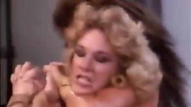 Самый сексуальный женский бой в кино