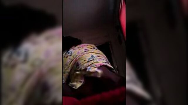 Трахаю с большой попкой, шлюха cna