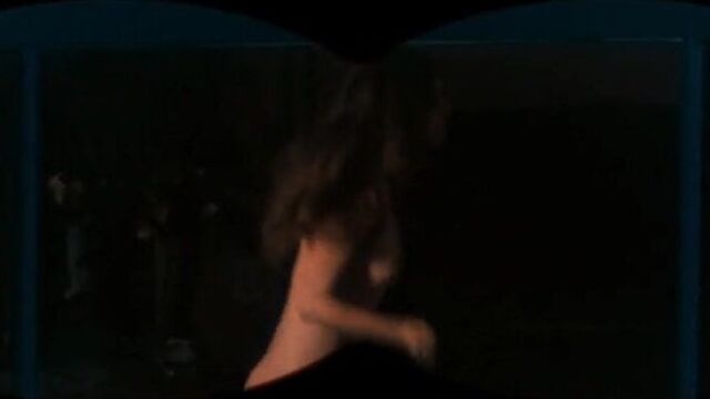 Неизвестная обнаженная девушка - Грязный Гарри