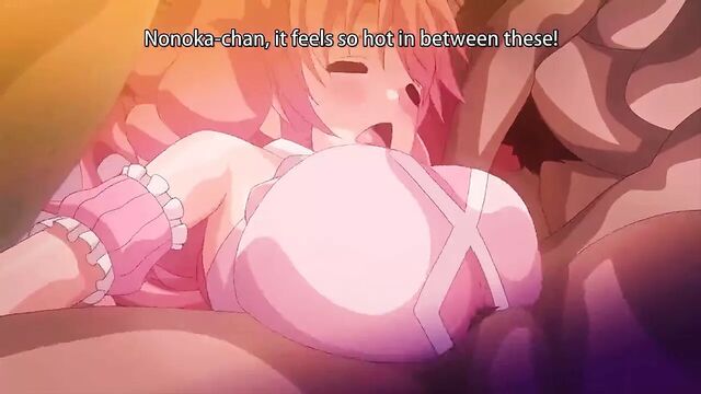 Грудастая розовая девушка