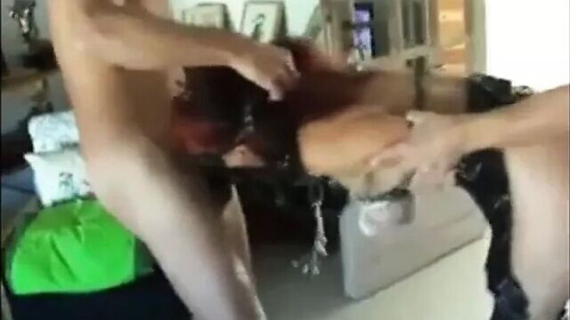 Зрелая Рыжая БДСМ-жена