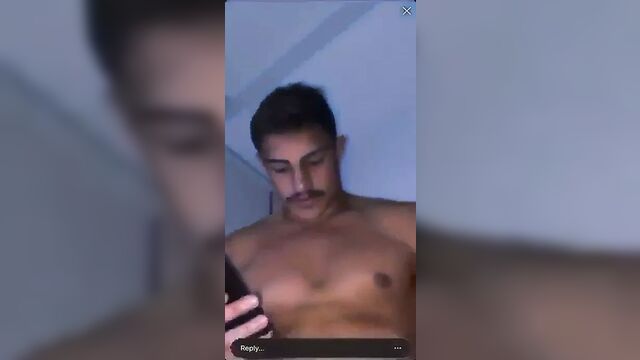 Секс-видео Staggs Kotoni из Bronco в центре