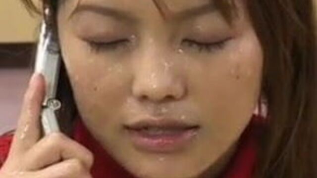 Буккаке на телефон