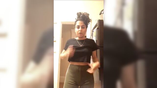 Юная верблюжья лапка в перископе