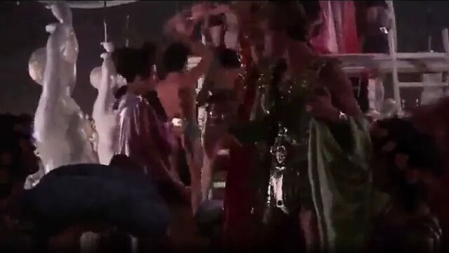 Подборка сексуальных сцен, где актеры действительно делают это