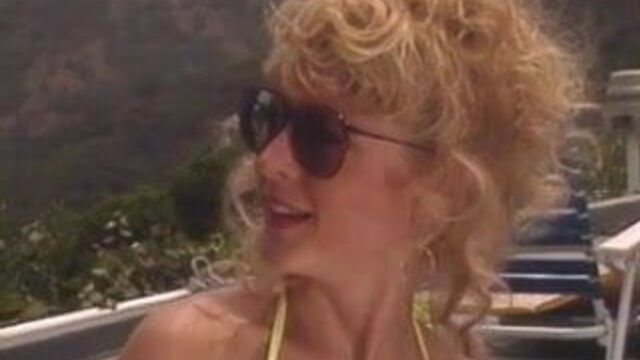 Hartley вставает