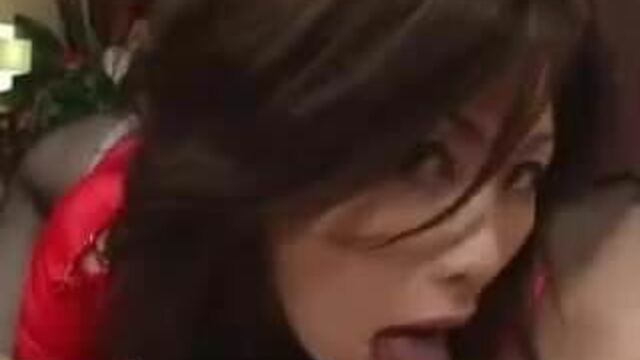 Смотрите бесплатно - эро-видео.mp4