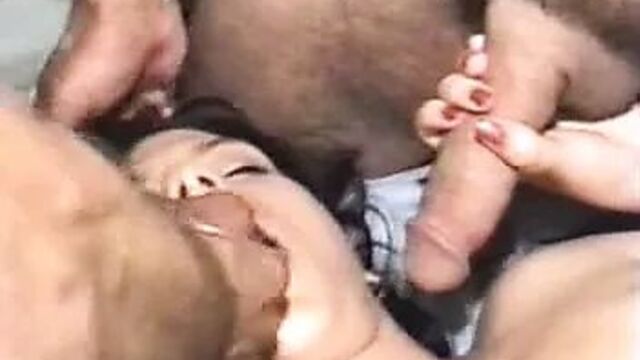 Горячая жена в гэнгбэнге с кримпаем