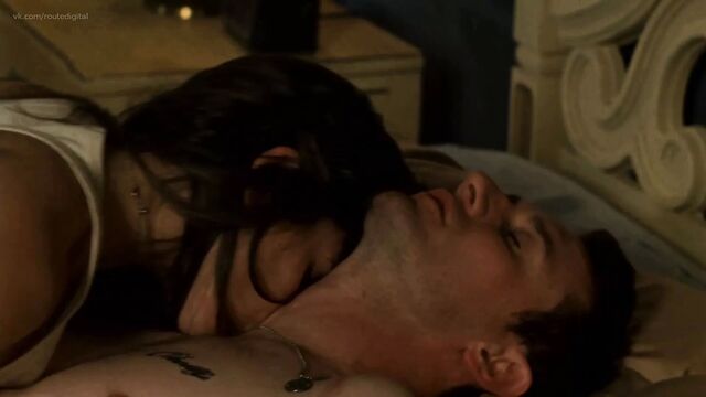 Jamie Lynn Sigler, сцены под сексом, в темноте