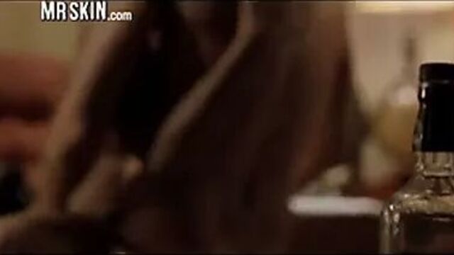 Halle Berry действительно жестко трахают, умоляя чувствовать себя хорошо!