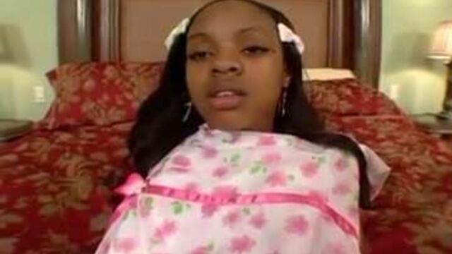 Вот как нужно трахать молодую черную девушку