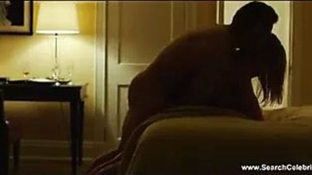 Reese - обнаженная с дикой ложкой (2014)