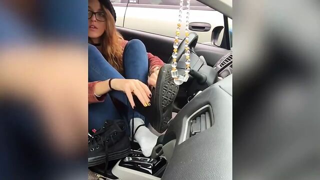 Идеальная госпожа ступни и подошвы