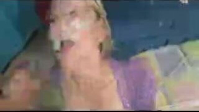 Фейковые камшоты на лицо - развлекайтесь!