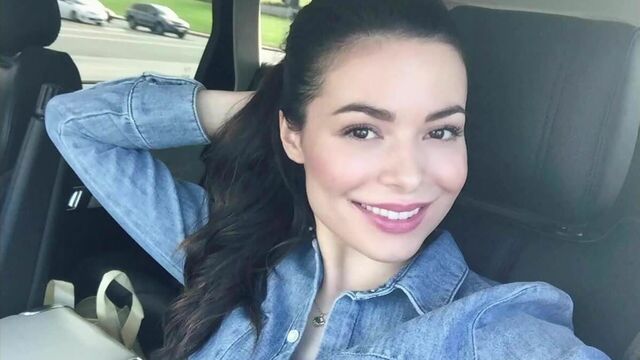 Дрочить на фото Miranda Cosgrove, Instagram
