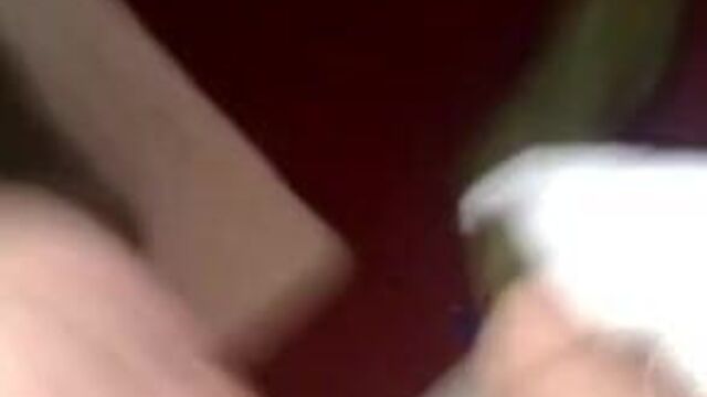 Писай в зеленые Nora Wellies, а затем надевай их дрочку