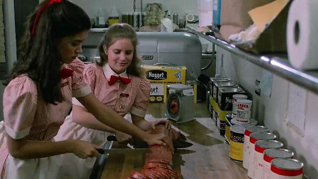 Jennifer Jason Leigh - '' Быстрые времена на Риджмонт Хай '' '