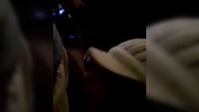 Мамочка делает минет в моем подгузнике