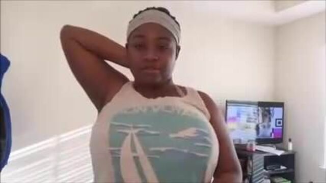 Большие сиськи в YouTube