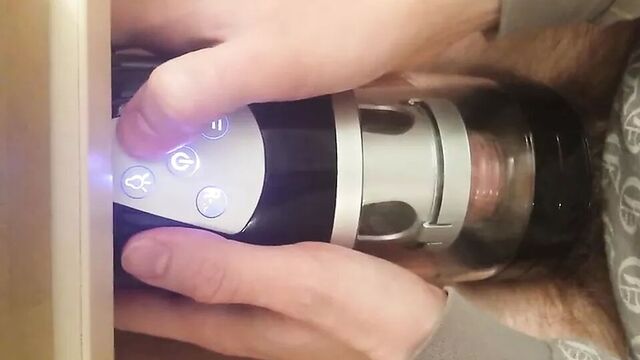 Кончаю с моим автоматическим поршневым штуркером, телескопическим любовником