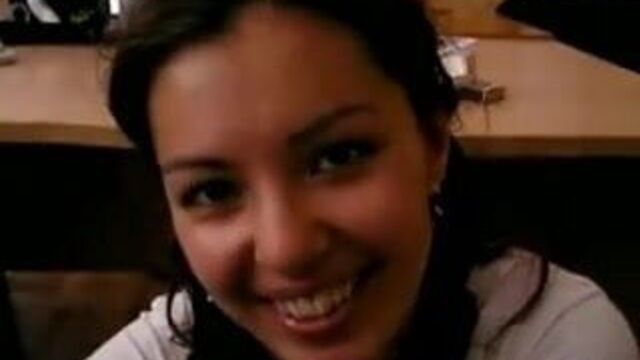 Красивая русская девушка минет в офисе. оральный кримпай