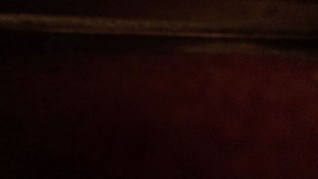 Громкие соседи отеля