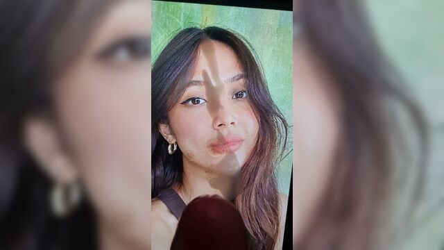 Трибьют спермы для шлюшки-шлюшки Nur Syaira Mlayy