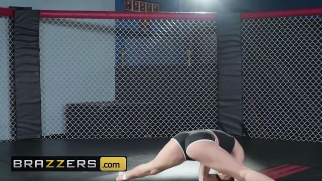 Горячая и подлая - Abella Danger, Jenna Foxx - сразись со сучкой