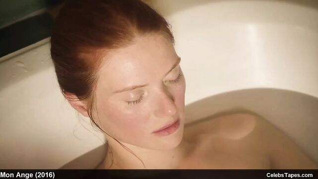 Fleur Geffrier обнаженные фронтальные и сексуальные сцены из фильма