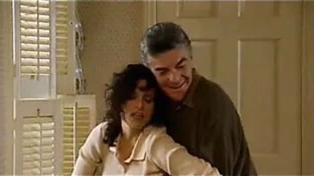 Julia Louis DreyFus сцена горячего секса