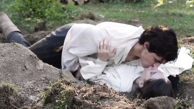 Alison Brie, Aubrey Plaza, Kate Micucci и др. - мало часов