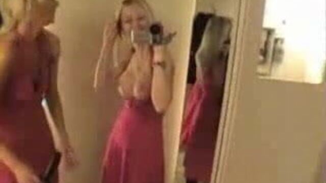 Страпон в магазине