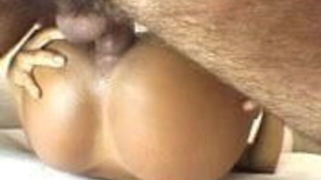 Милла, анал ... госта