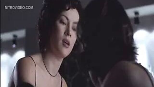 Gina Gershon и Jennifer Tilly - связанные