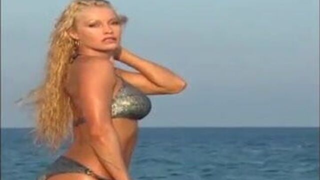 Wwe Sable, сексуальная фотосессия в бикини Rena