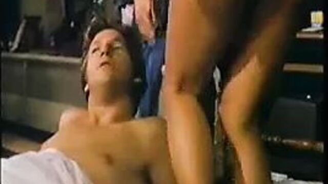 Обнаженная Sally Field