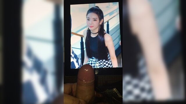 Трибьют спермы для Itzy Lia