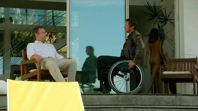 Clara Huet обнаженная