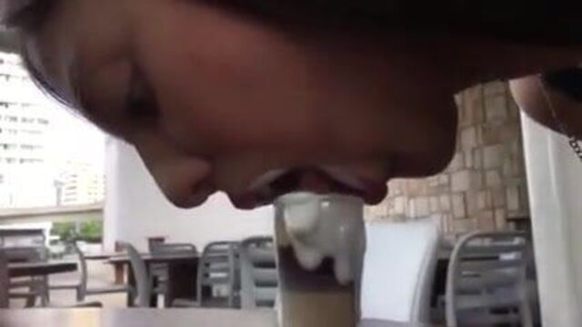 Чувственная симуляция минета