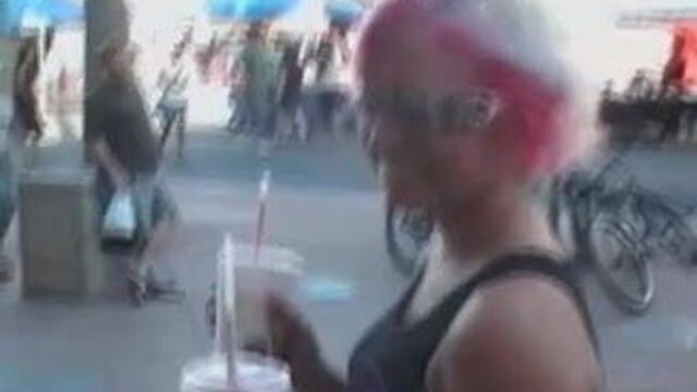 AJ шлюшка из Oc 1